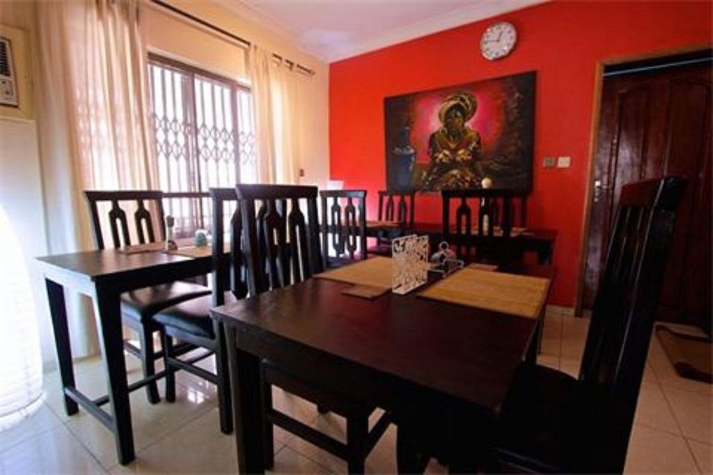 Number 95 Suites ลากอส ภายนอก รูปภาพ